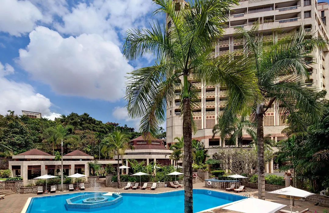 Hilton Yaounde-1